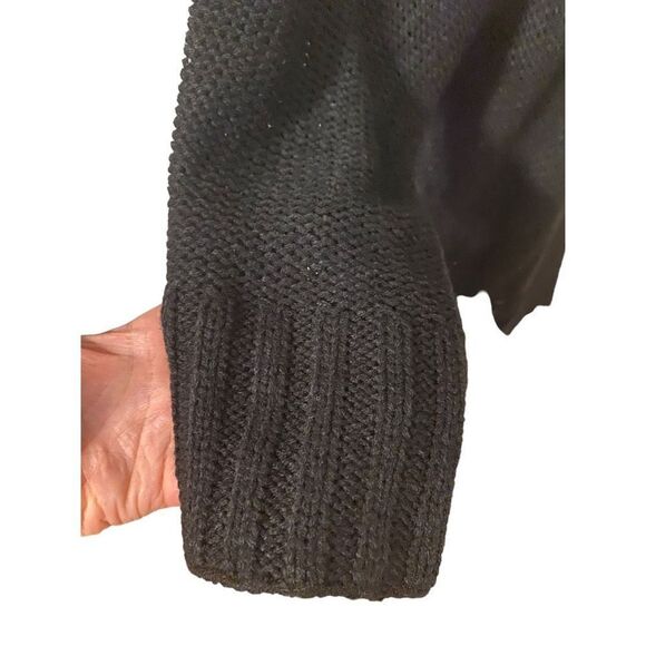 Maurice’s NWT black size L 3/4 sleeve cardigan with sequin front edging. - Picture 4 of 8